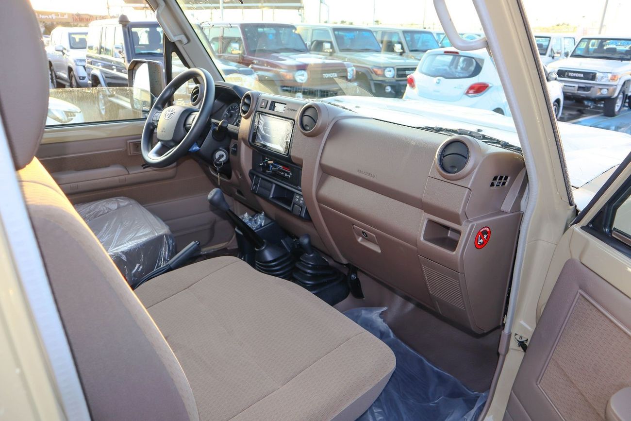 Toyota Land Cruiser Pick Up toyota land cruiser Single cab 4.0L 2024 manual