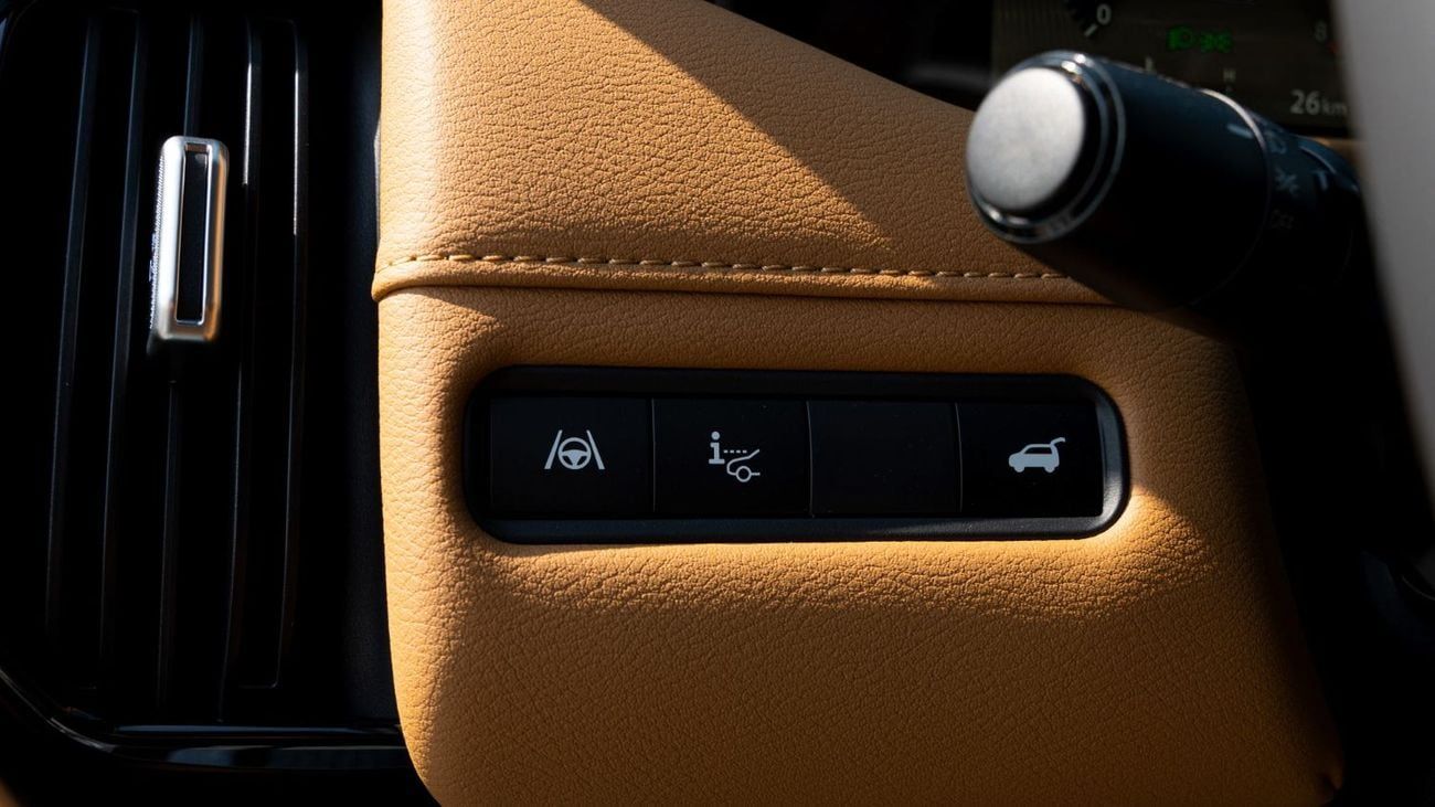 Nissan Patrol 2026 Nissan Patrol SE Platinum 3.8L AT Petrol (White-Tan) (Export Only)