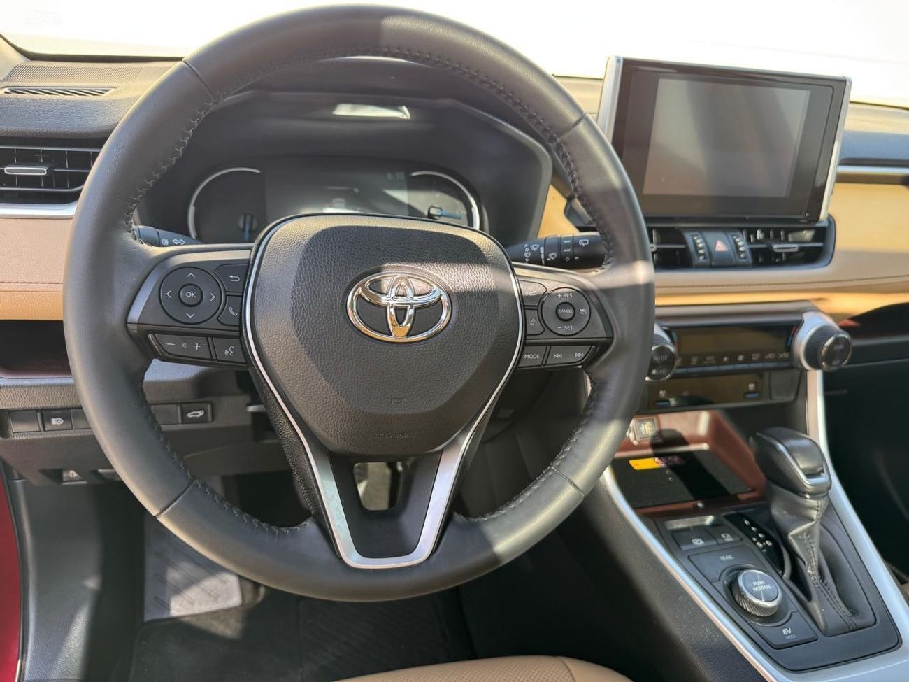 تويوتا راف ٤ TOP OF RANGE 2024 RAV4 Hybrid GCC,Full option