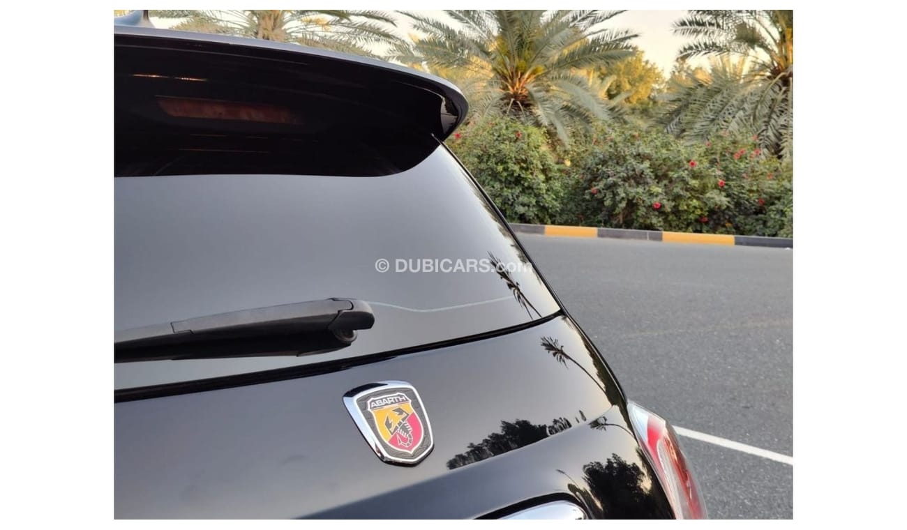 Fiat 500 Abarth 695 Fiat ABARTH 2015 US MANUAL -PERFCT CONDITION