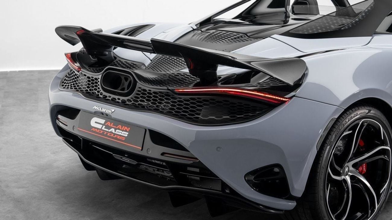 مكلارين 750S سبايدر - ٢٠٢٤ - دول مجلس التعاون الخليجي - تحت الضمان وعقد الخدمة