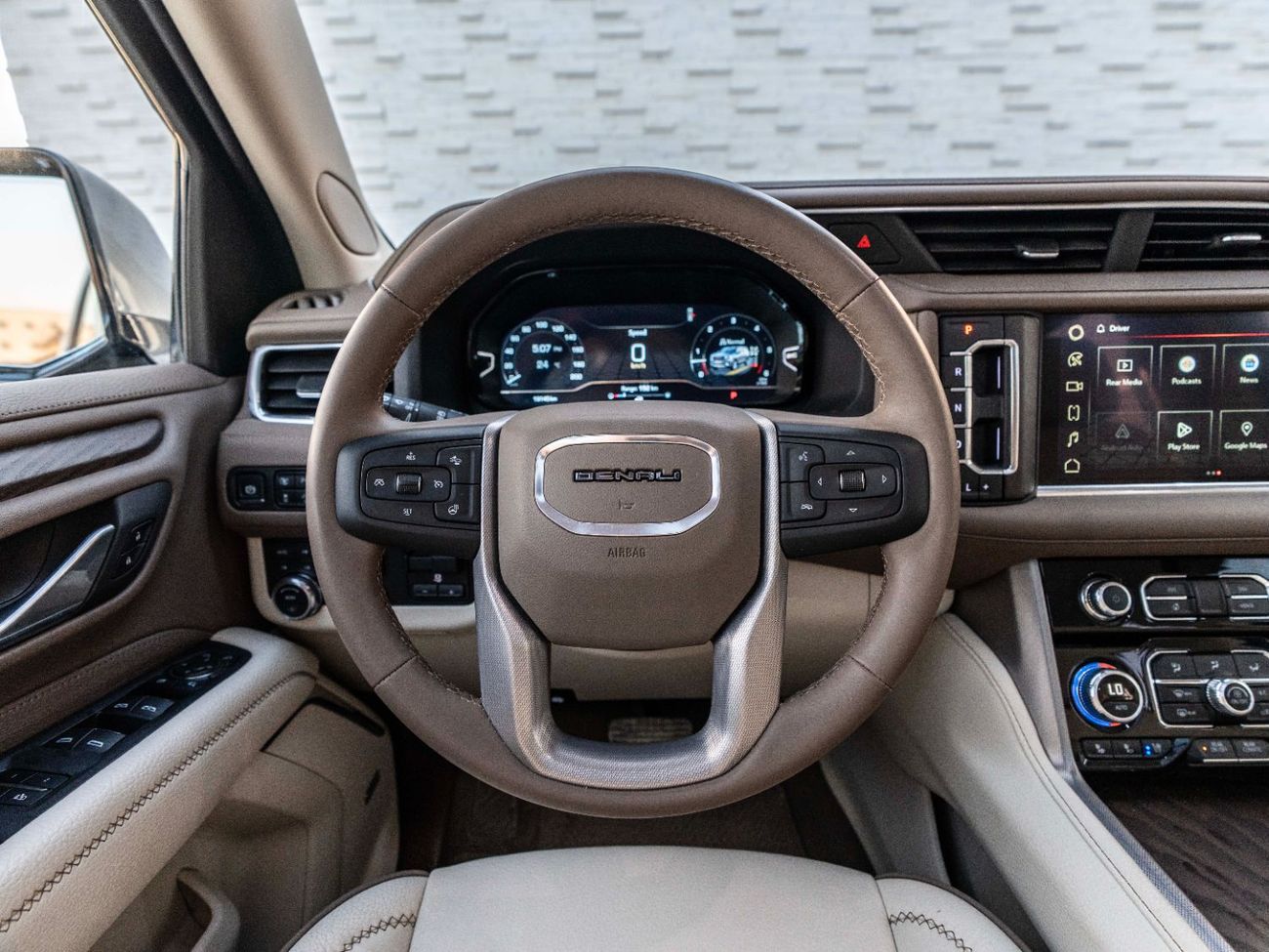 جي أم سي يوكون 6.2 V8 Denali (AWD)