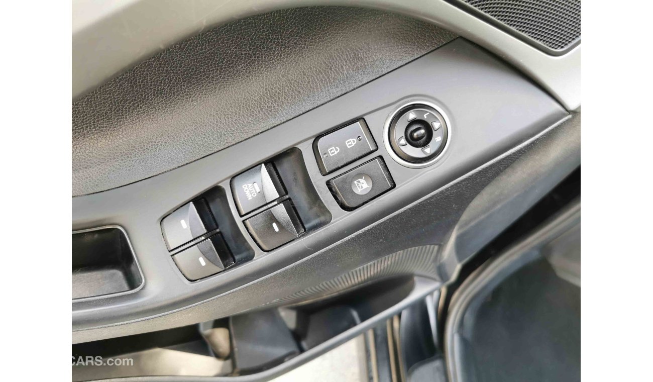 هيونداي إلانترا 1.8L 4CY Petrol, 16" Tyre, Front Heated Seat, Active ECO Control, Bluetooth, Fog Lights (LOT # 3133)
