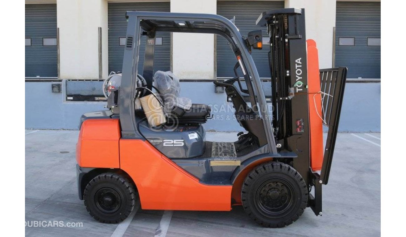 تويوتا فورك ليفت LPG 2.5 TON, 3 STAGE W/ SIDE SHIFT 3 LEVER,4.7M LIFT HEIGHT MY23 Forklift LPG