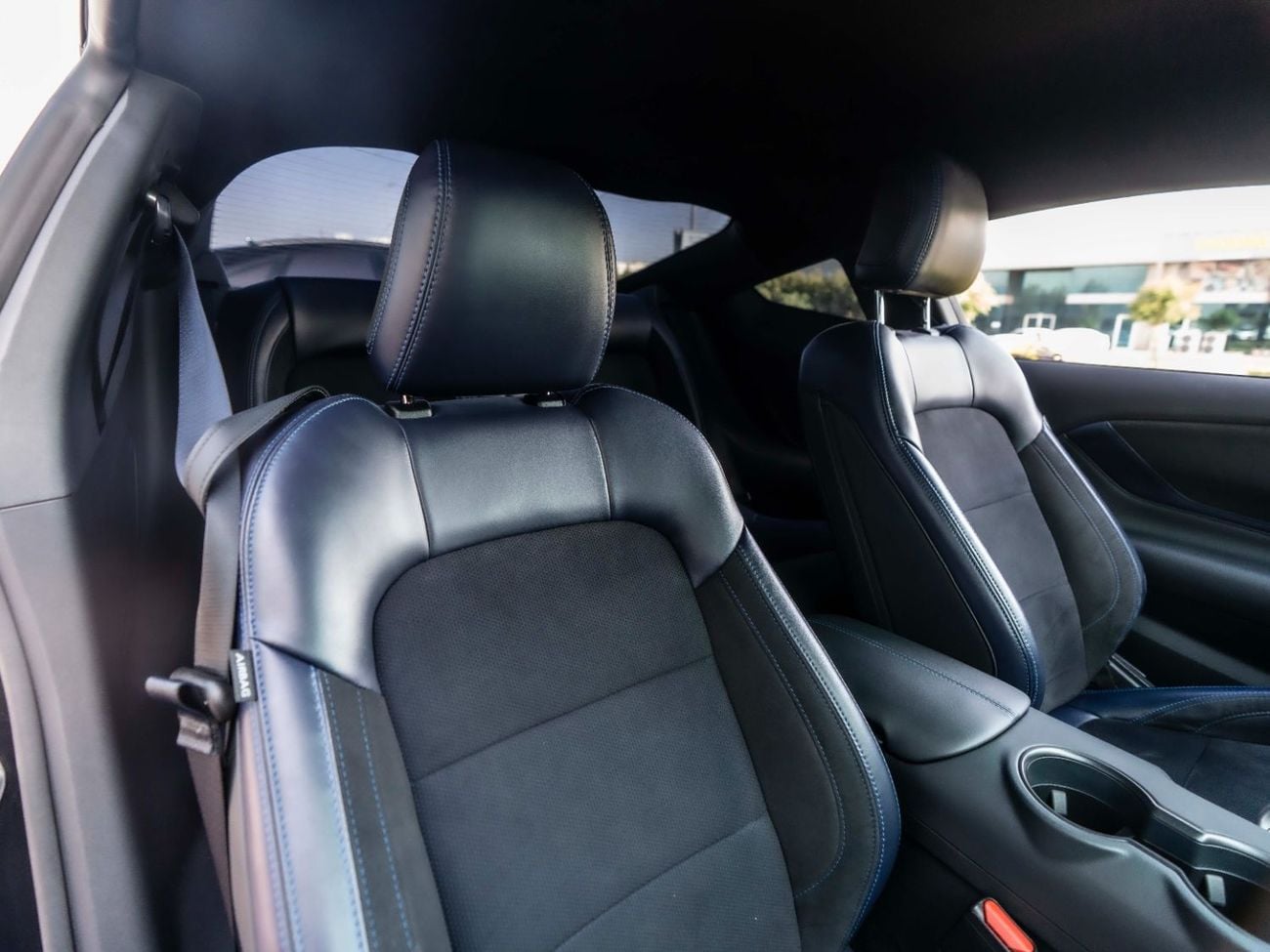 Ford Mustang DARK HORSE PREMIUM