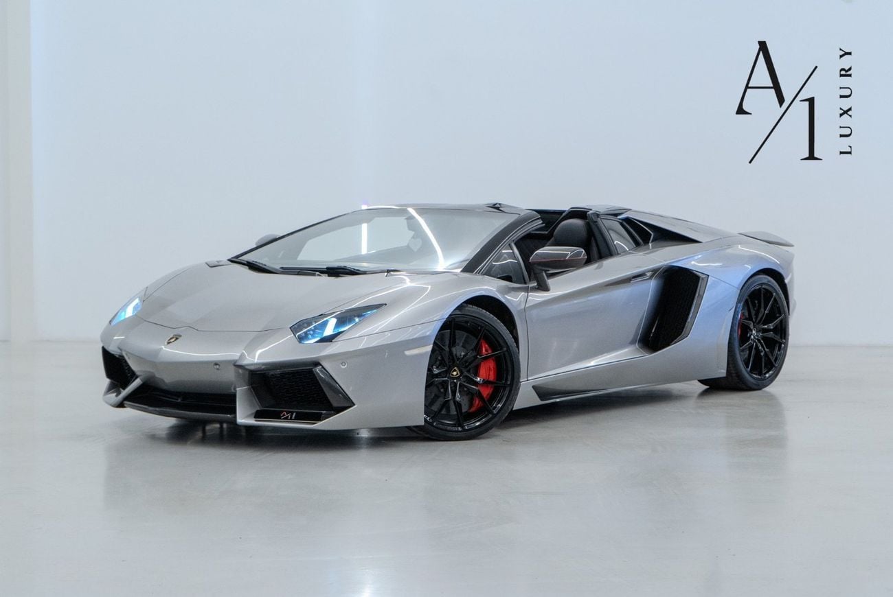 Lamborghini Aventador Roadster 2015 Lamborghini Aventador Roadster, Excellent Condition, Fully Loaded, GCC Spec