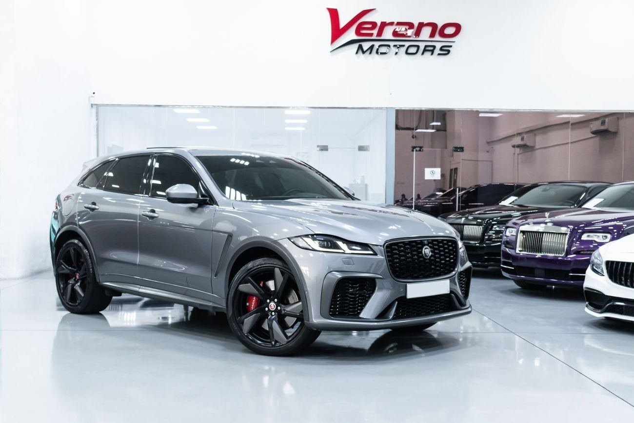 Jaguar F-PACE SVR