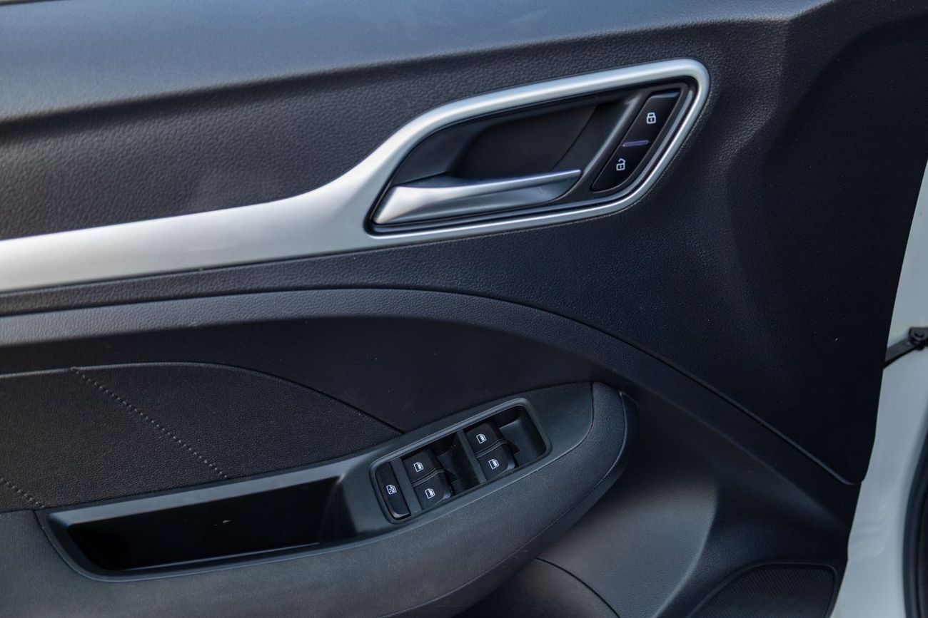 أم جي ZS Std 1.5L l GCC l Zero Down Payment l AED 528 Monthly l Unlimited Kms Warranty