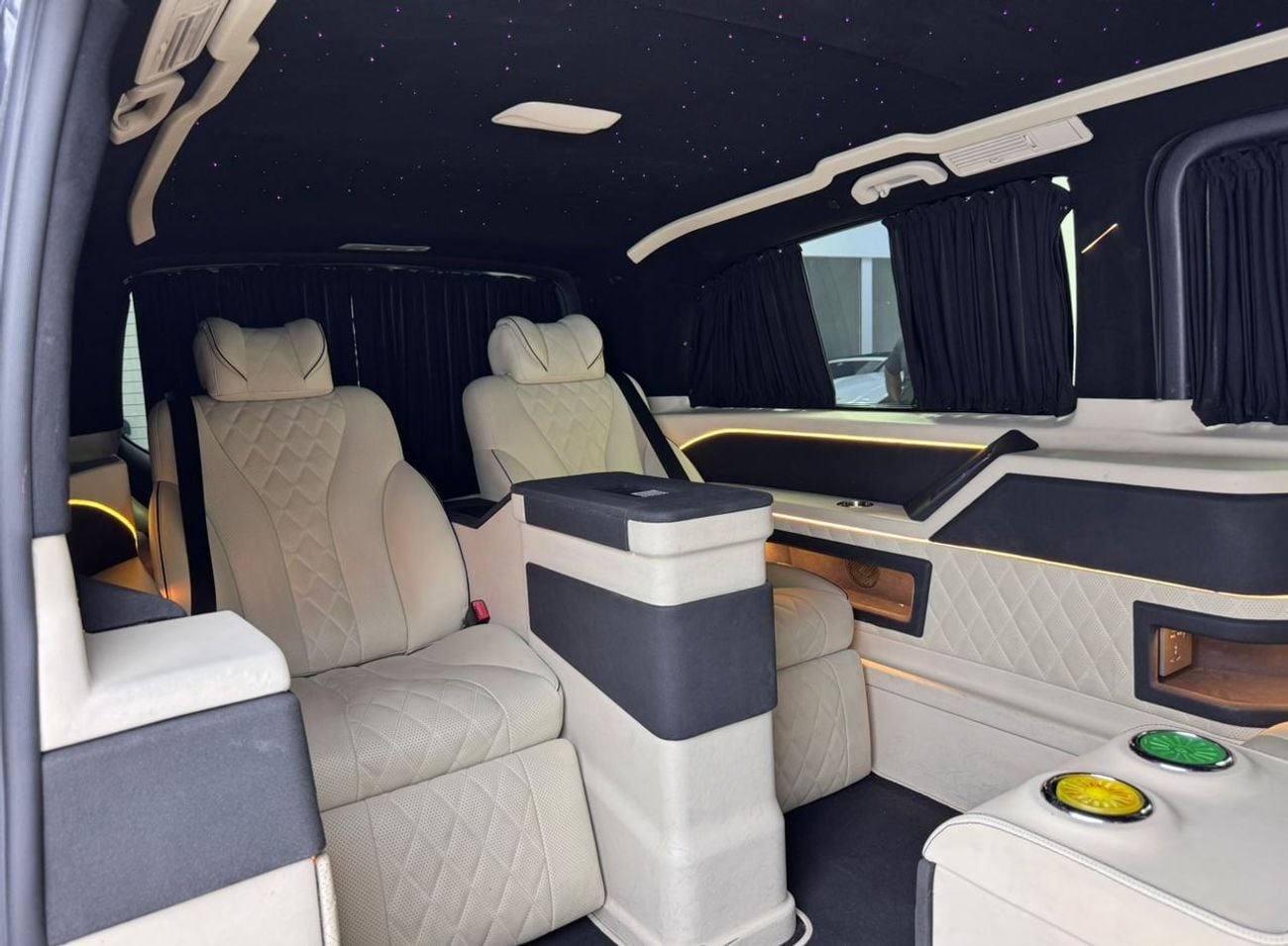 Mercedes-Benz V 250 Std 2.1L 2022 Mercedes-Benz V250, 1 Year Warranty Unlimited KM, Full Service History, GCC