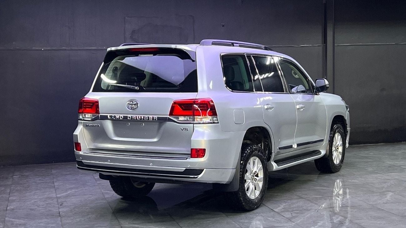 Toyota Land Cruiser GXR Toyota Land Cruiser Sahara 2018 RHD diesel full options