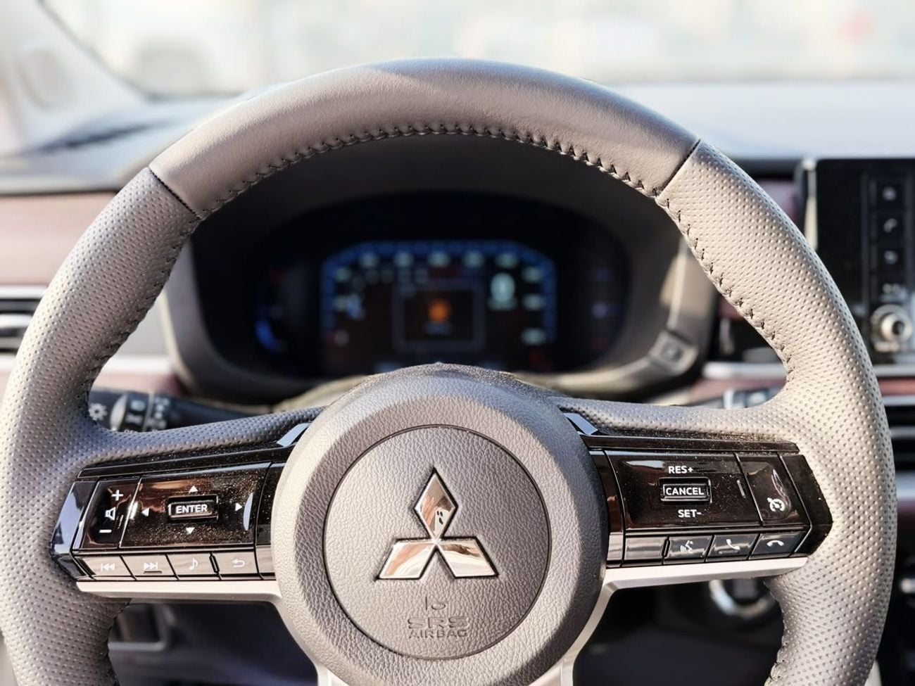 ميتسوبيشي إكسباندر كروس MITSUBISHI XPANDER CROSS MODEL 2026