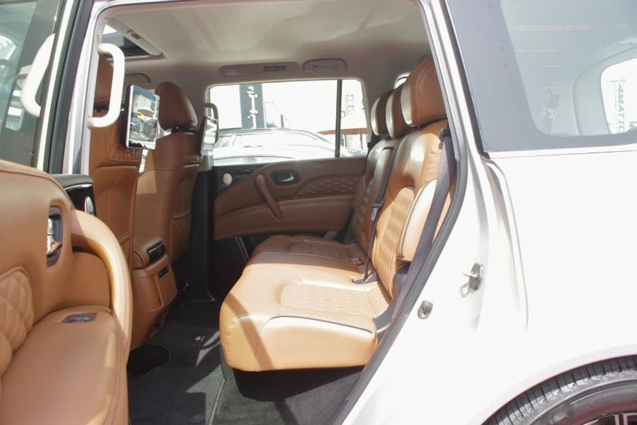 Infiniti QX80 Standard 5.6L,GCC