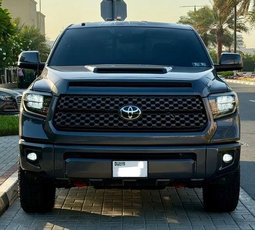 Toyota Tundra 5.7L SR5