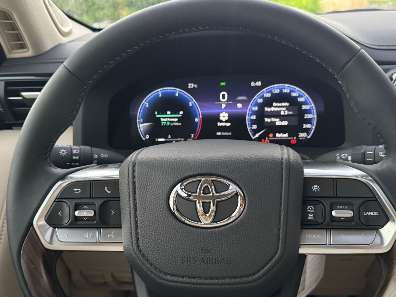 Toyota Land Cruiser VXR 4.0L With Rader JBL  Full Option SUV (Ready Stock)