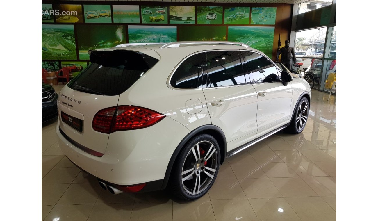 Porsche Cayenne Turbo