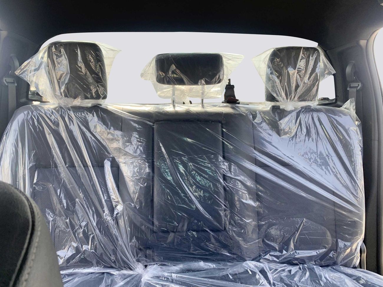 Toyota Hilux 4X4 (2.8L) DIESEL RIGHT HAND