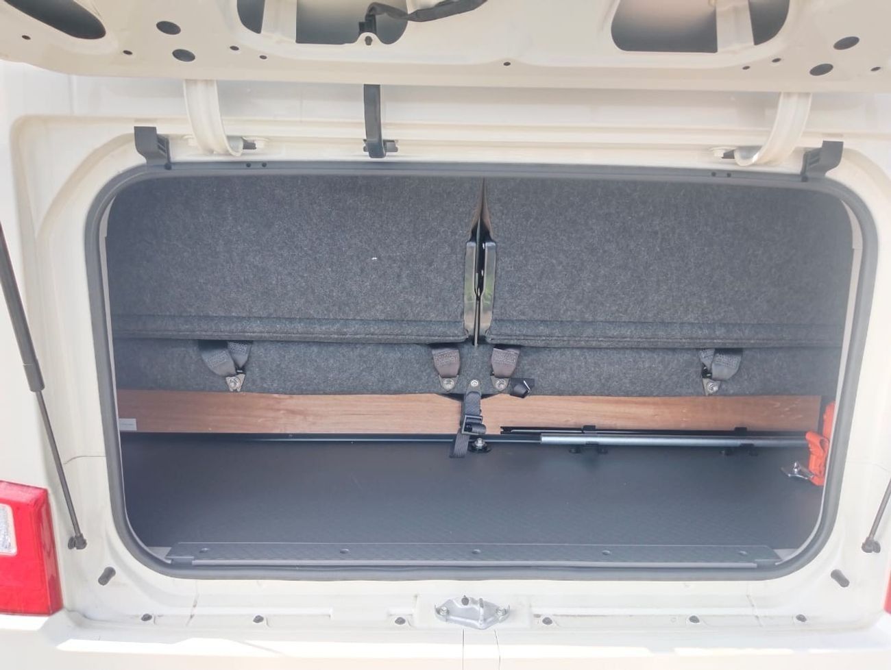 Toyota Coaster 4.2L DIESEL M/T 30 SEATER BUS(ONLY EXPORT TO AFRICA)