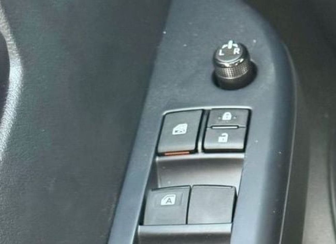 Toyota Hilux GL 2.4L Double Cab Utility GL 2.4L Double Cab