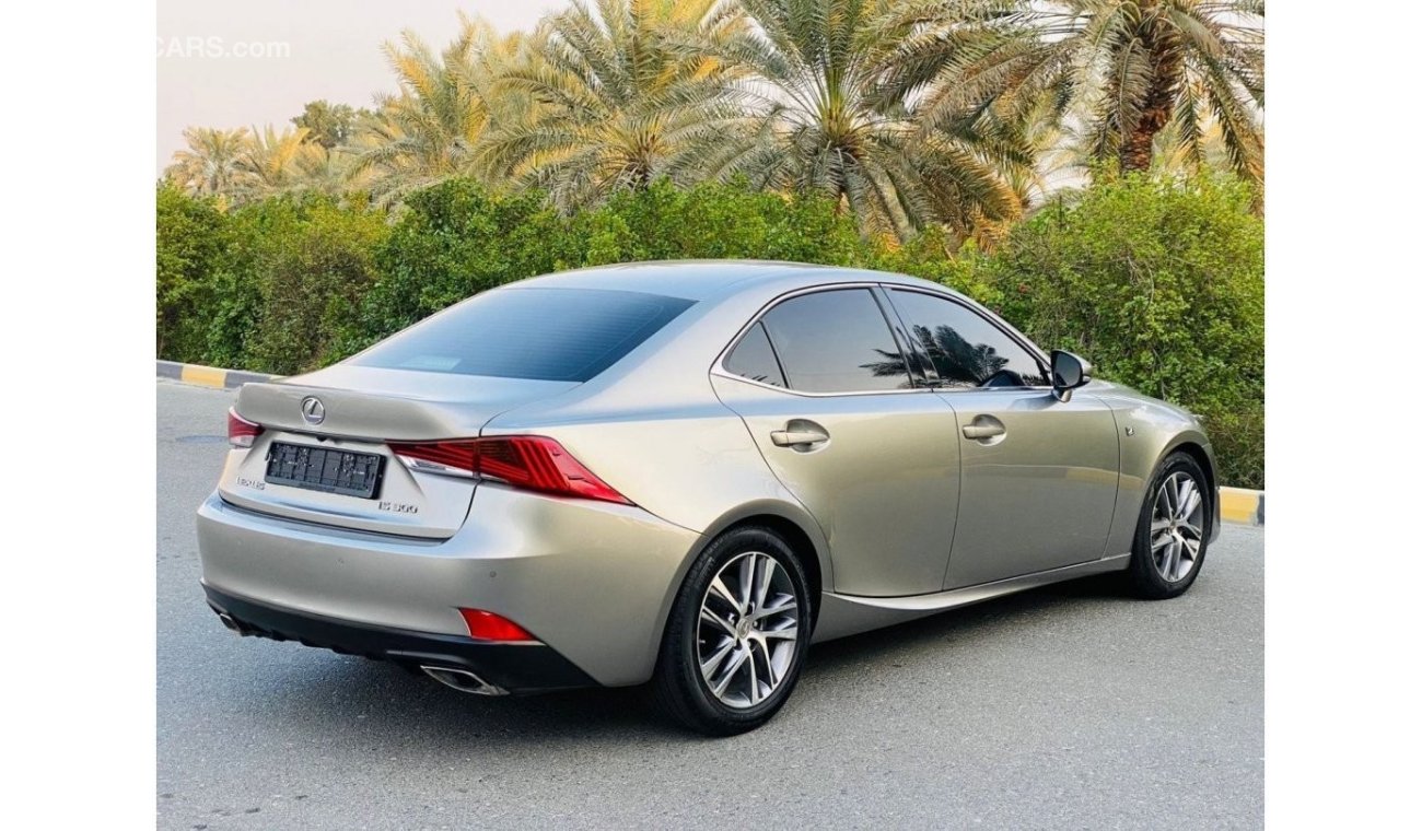 Lexus IS300 Platinum GCC SPEC ORGINAL PAINT