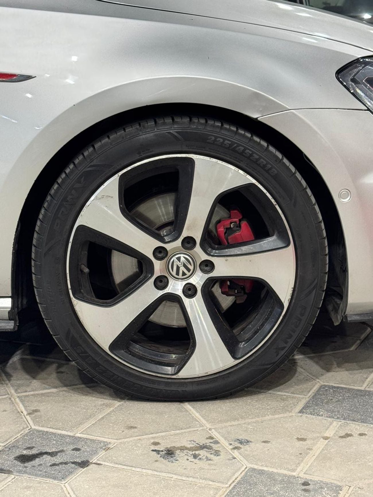 Volkswagen Golf GTI SE