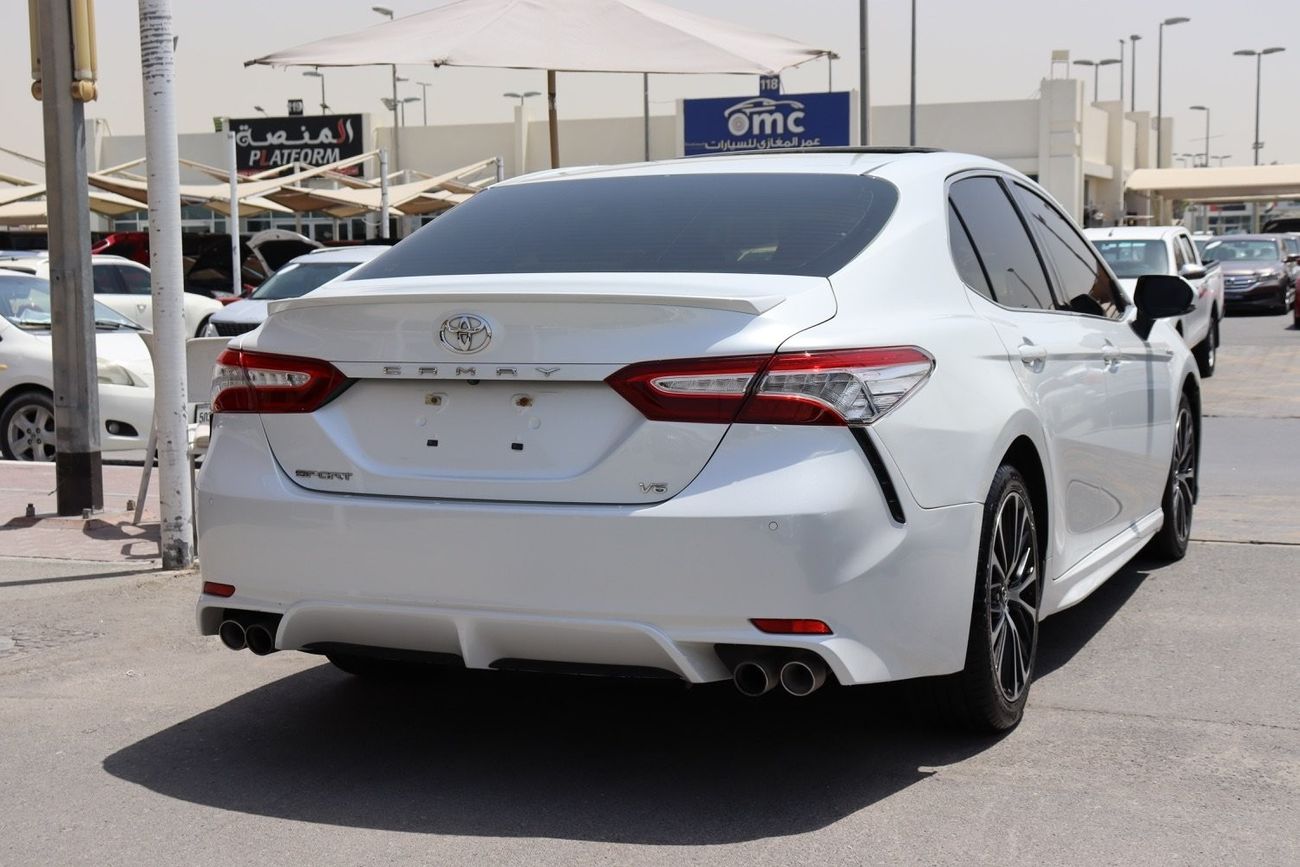 Toyota Camry 40TH Anniversary 3.5L Toyota Camry Grande Sport / 2019 / GCC / Free Accident / First Owner