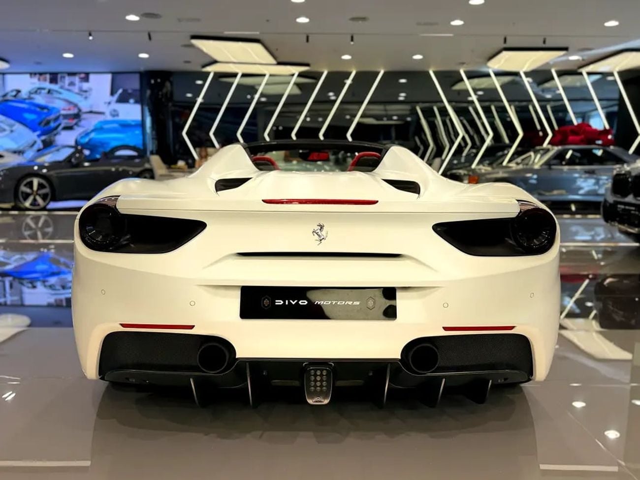 فيراري 488 سبايدر GCC Specs in Pristine Condition