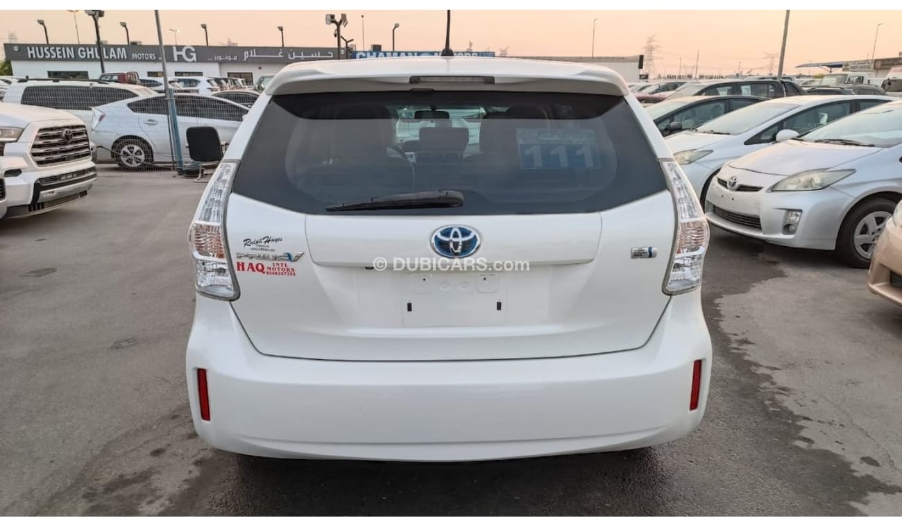 Toyota Prius Alpha 1.8L Hybrid 2011MY ( Used Car )