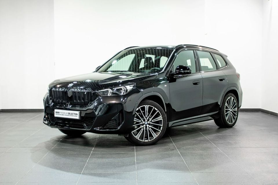 BMW iX1 XDRIVE30 LUXURY M SPORT PACKAGE