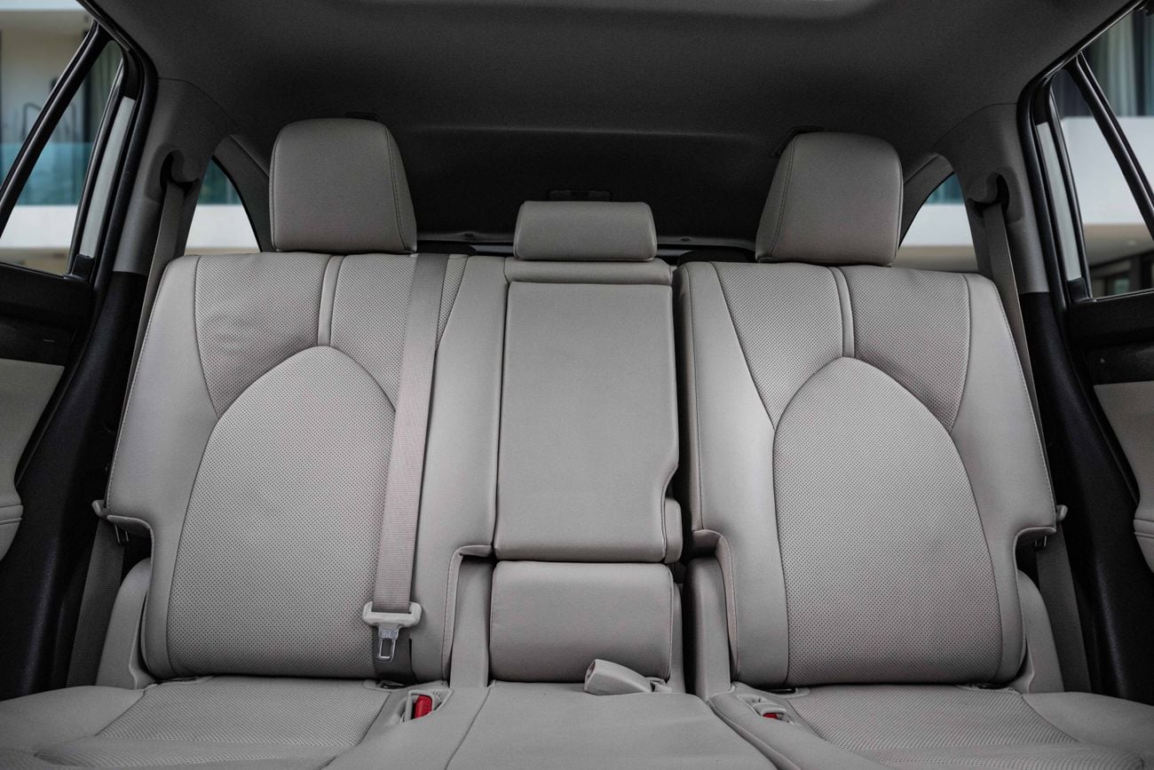 Toyota Highlander VXR Highlander VXR | 2,350 P.M | 0% Downpayment | Perfect Condition!