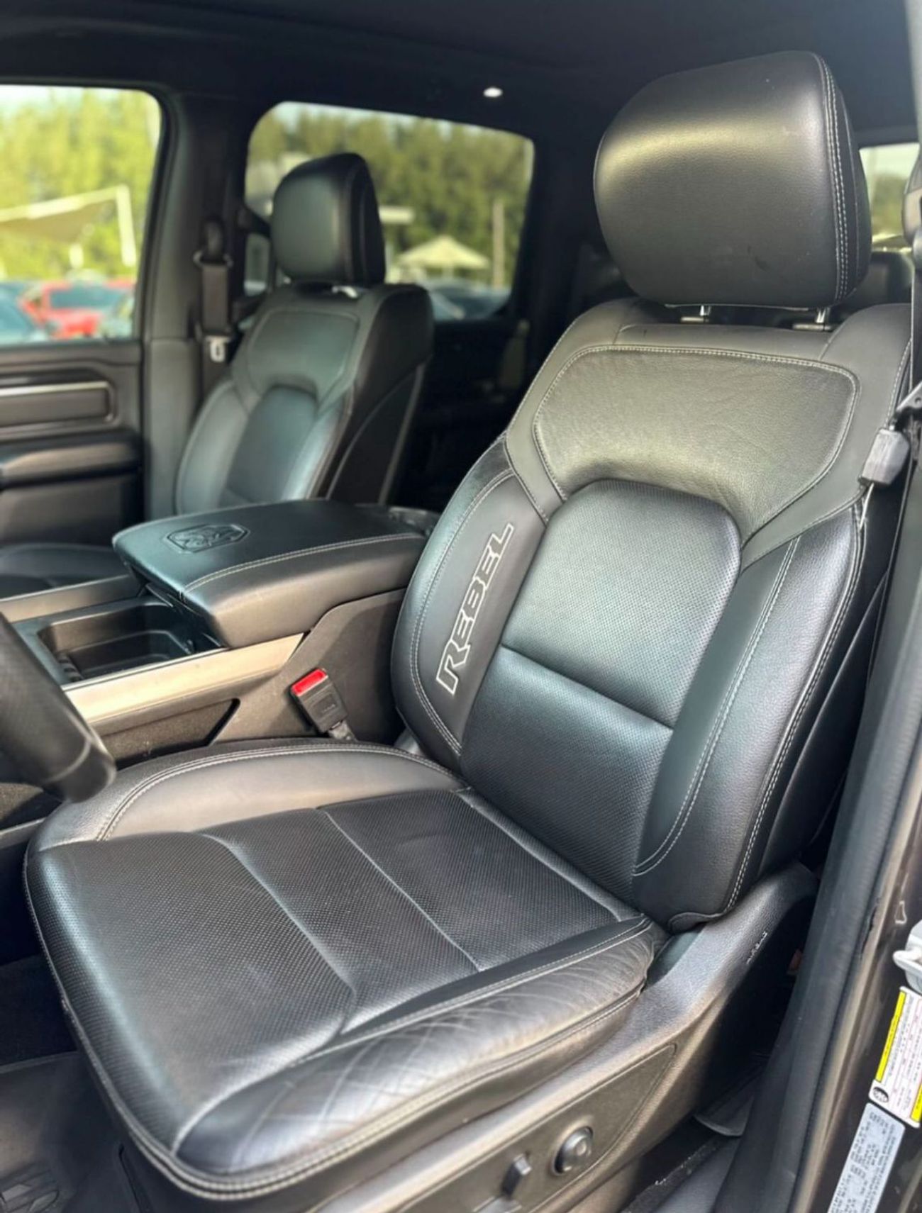 رام 1500 دودج رام ريبيل 1500 وارد أمريكا بحاله ممتازه بدون اى اعطال فل ابشن