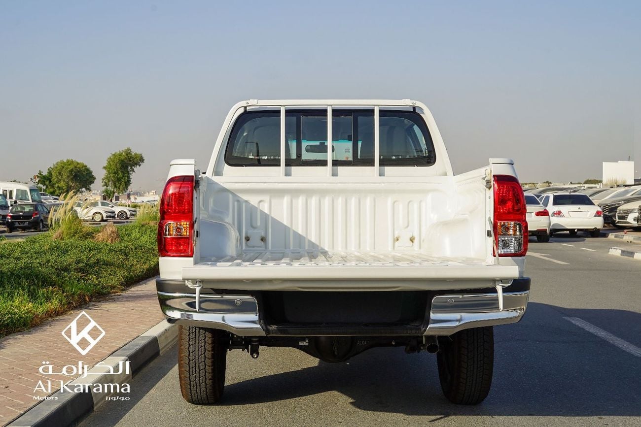 Toyota Hilux DLX 2.4L Diesel Engine - 4x4 Drive - Automatic Transmission - Narrow Body
