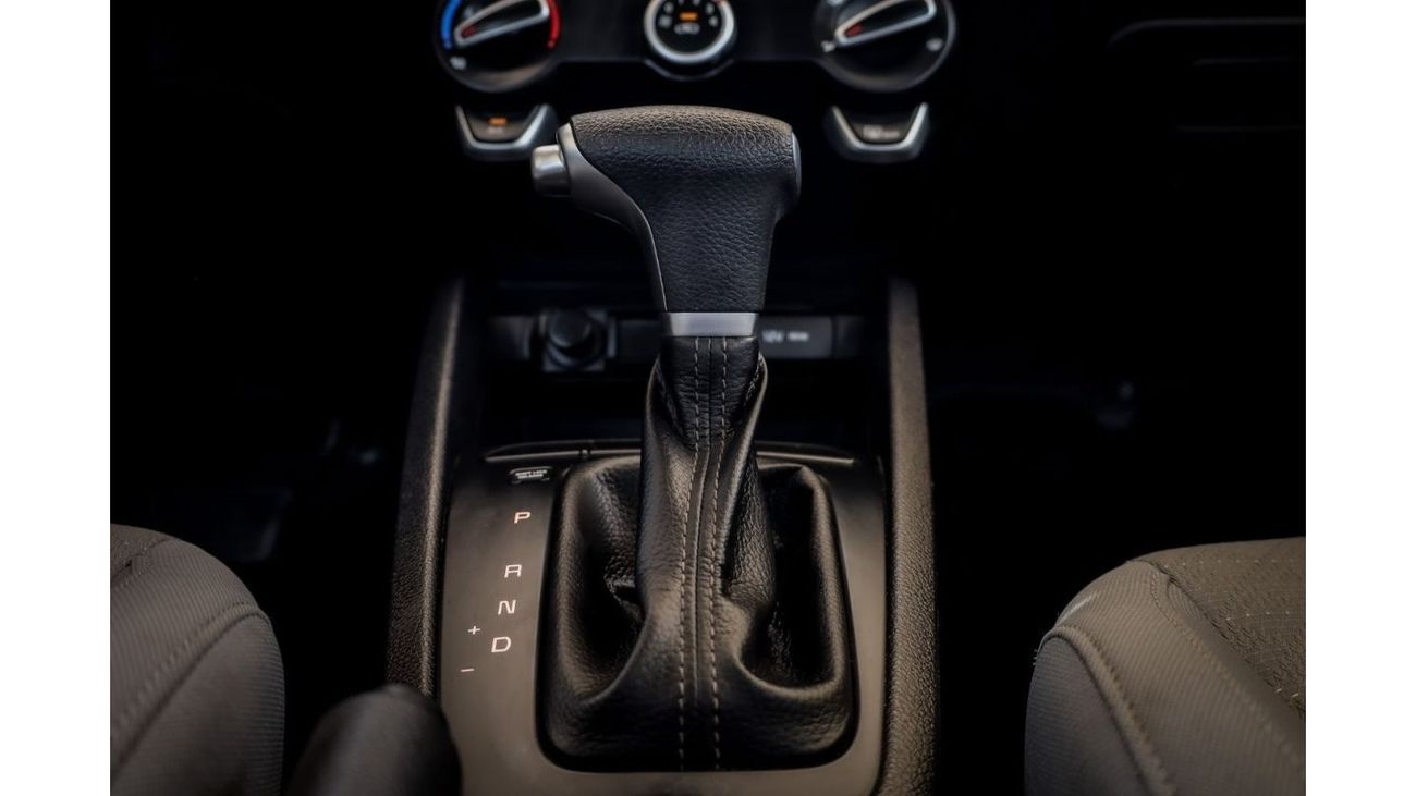 Kia Rio Kia Rio 2021 GCC under Agency Warranty with Flexible Down-Payment.