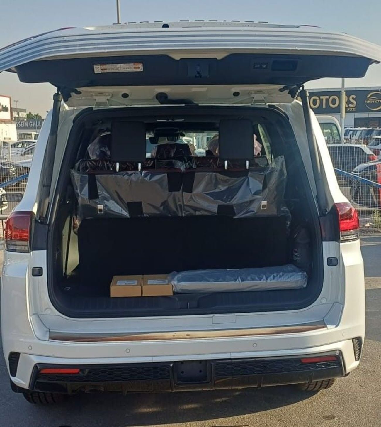 Toyota Land Cruiser VXR TOYOTA LAND CRUISER VXR 3.5L COLOR WHITE MODEL 2026