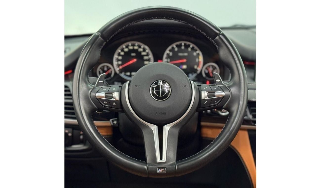 BMW X5M Std 4.4L 2015 BMW X5M, Service History, Carbon Fiber Package, Full Options, Very Low Kms, GCC