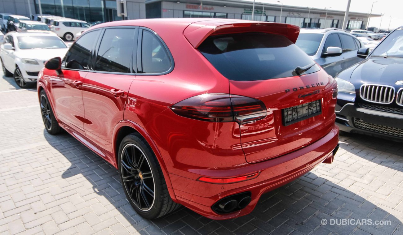 Porsche Cayenne GTS