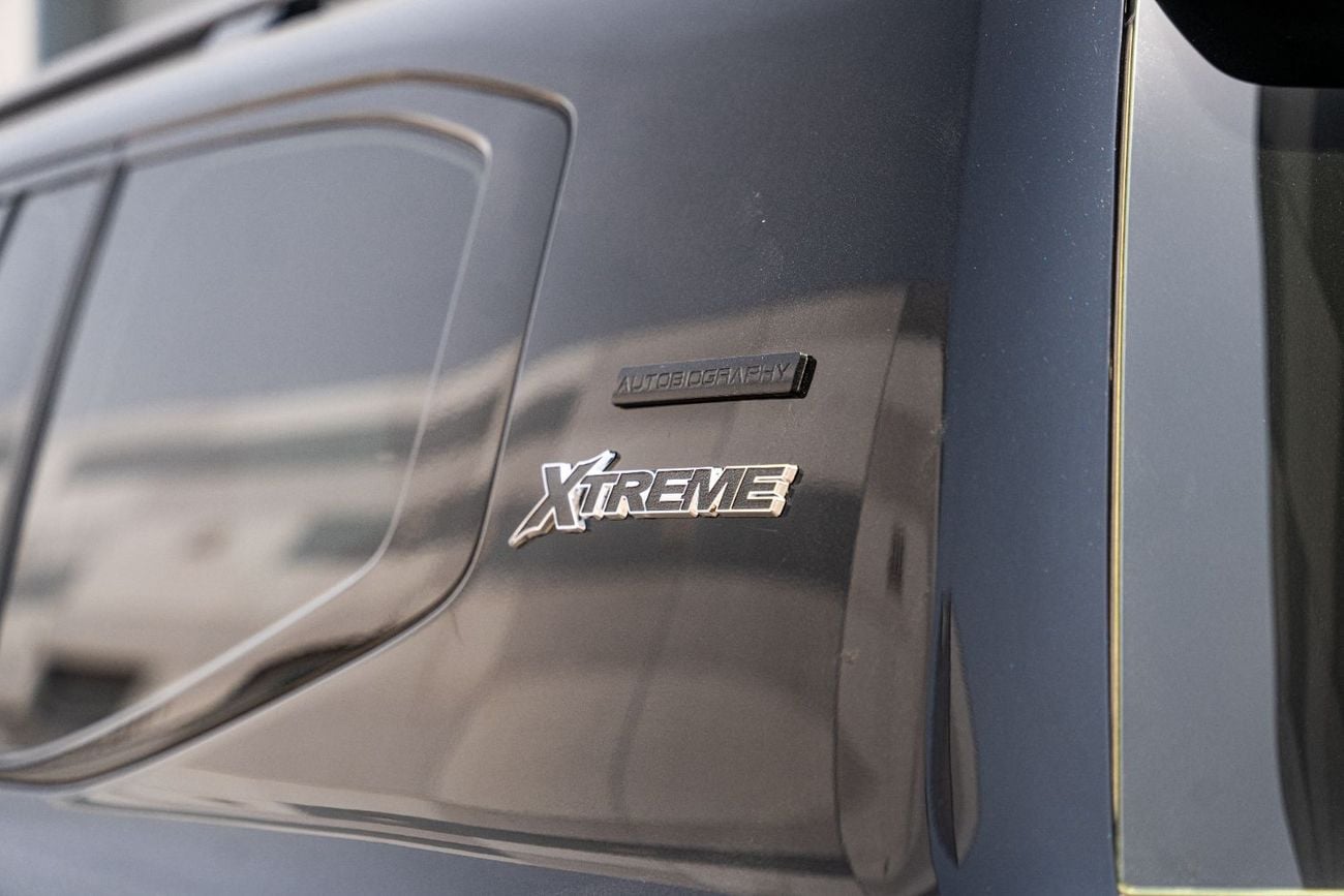 Toyota Land Cruiser VX 3.5L PETROL A/T OFFROAD EDITION WITH MBS AUTOBIOGRAPHY VIP  4 SEATS AND ROOF STAR LIGHT