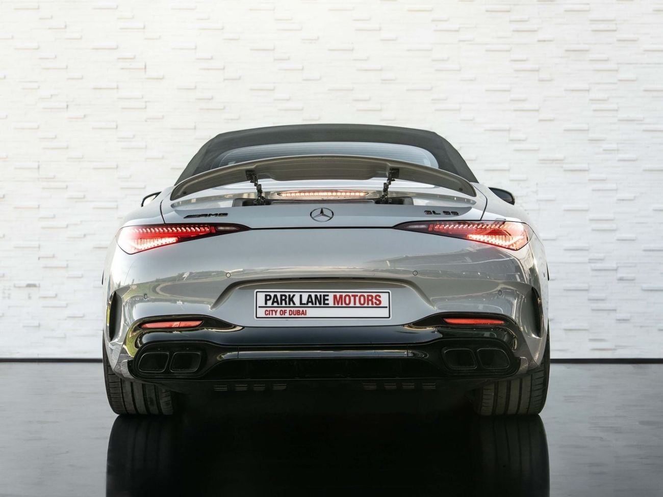 مرسيدس بنز SL 55 AMG 4MATIC+ Mercedes-Benz SL-Class 55 AMG 2022