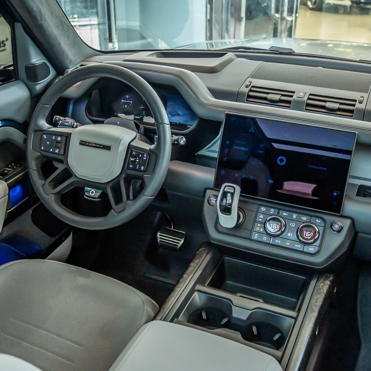 Land Rover Defender 110 OCTA EDITION ONE P635