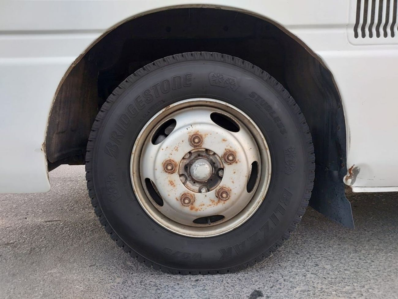 نيسان سيفيليان NISSAN CIVILIAN BUS RHD 2003 MODEL 4.2 L DIESEL AUTOMATIC(PM20191)