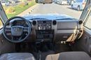 Toyota Land Cruiser 70 LC78 4.5L V8 Diesel M/T