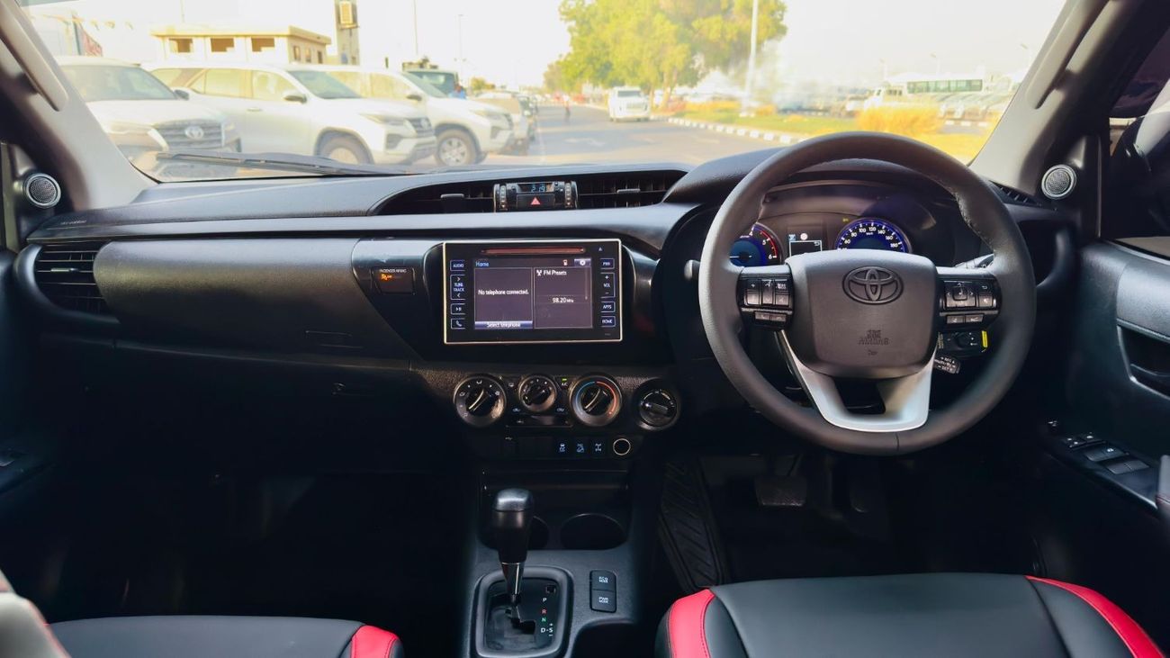 Toyota Hilux MODIFIED TO ROCCO | 2.8L DIESEL ENGINE | BOOT COVER | RHD