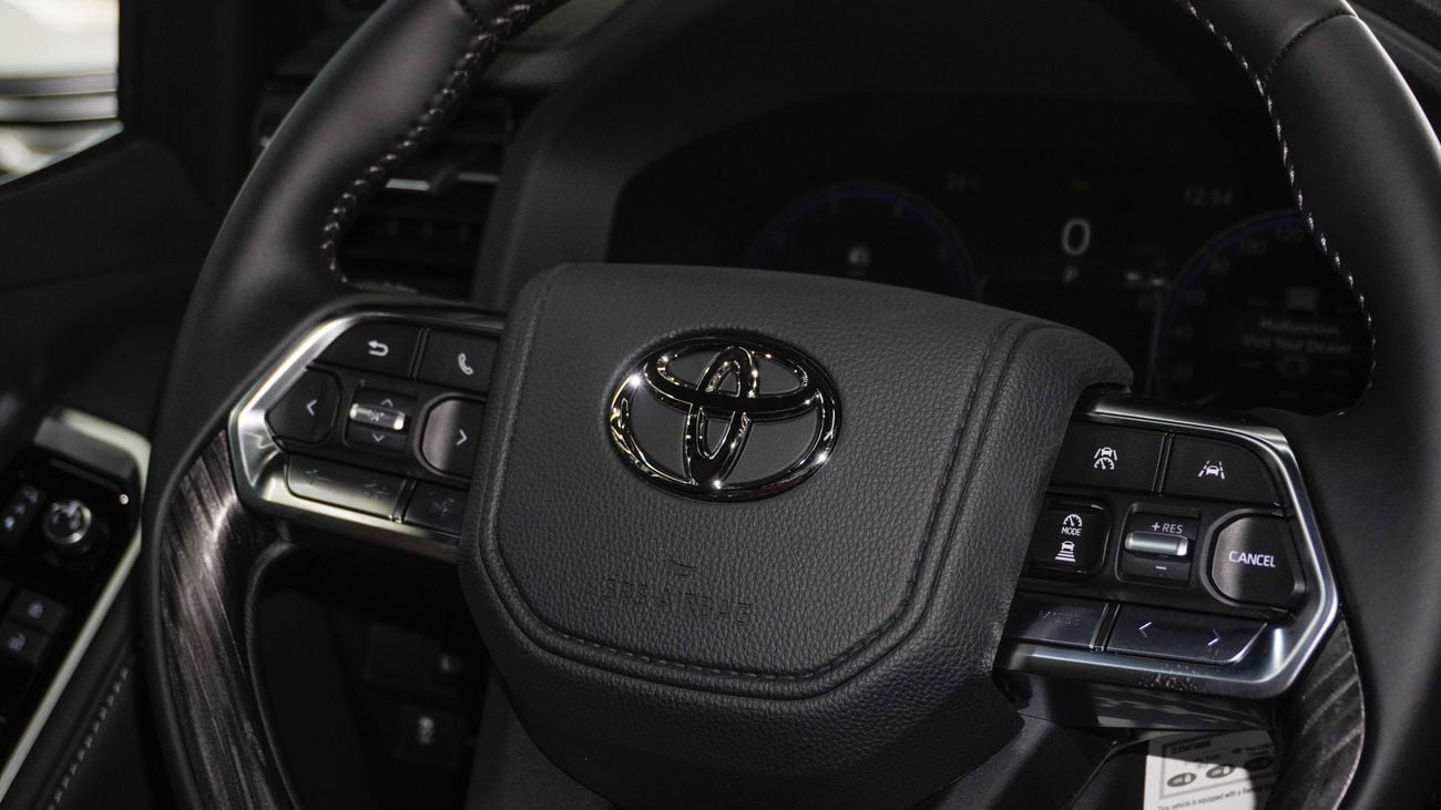 Toyota Land Cruiser 2026 TOYOTA LC 300 - GR SPORT 3.5L PETROL GCC