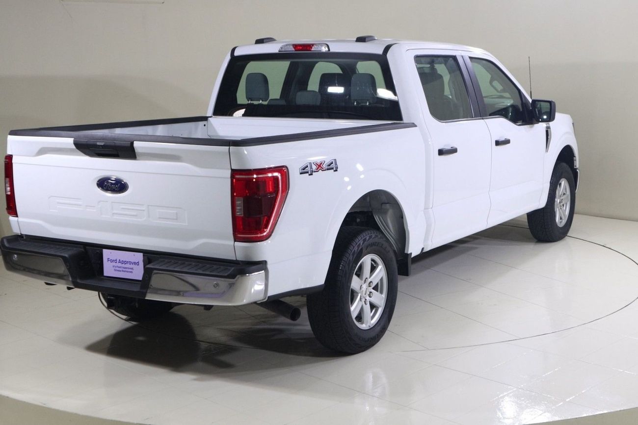 Ford F 150 XLT 5.0L Crew Cab Utility 1323W F150 XLT CREW 145'' 5.0L V8 AT CLOTH W/O STRT-STOP OPT