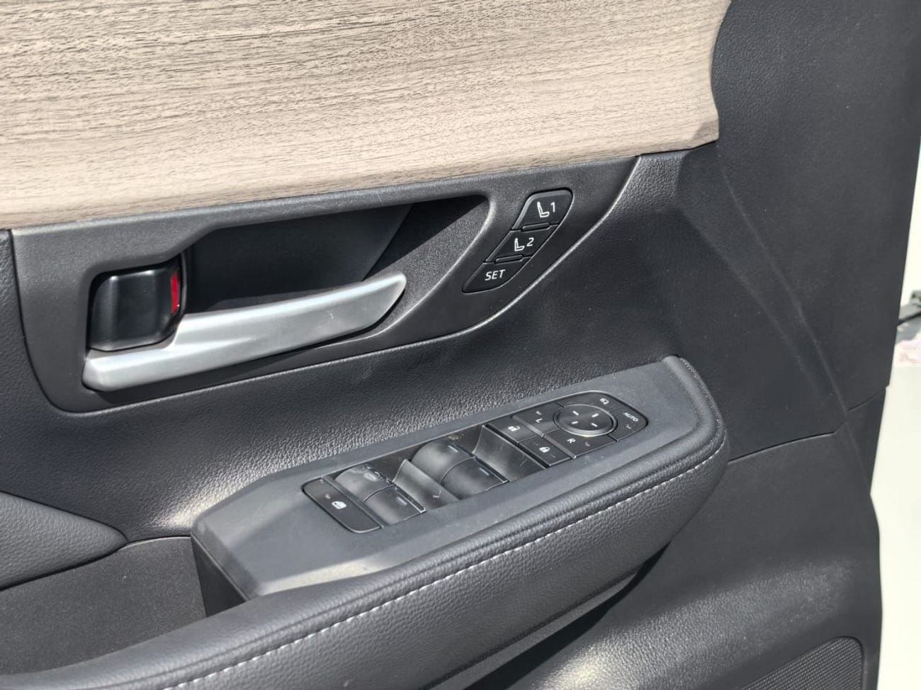 Toyota Grand Highlander  Petrol