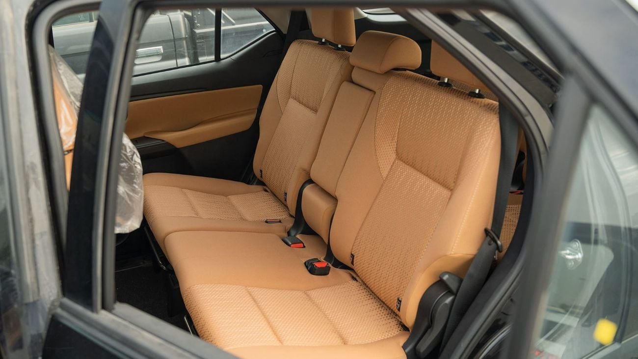 Toyota Fortuner 2025 Toyota Fortuner GX 2.7L AT Petrol 4WD with Automatic AC