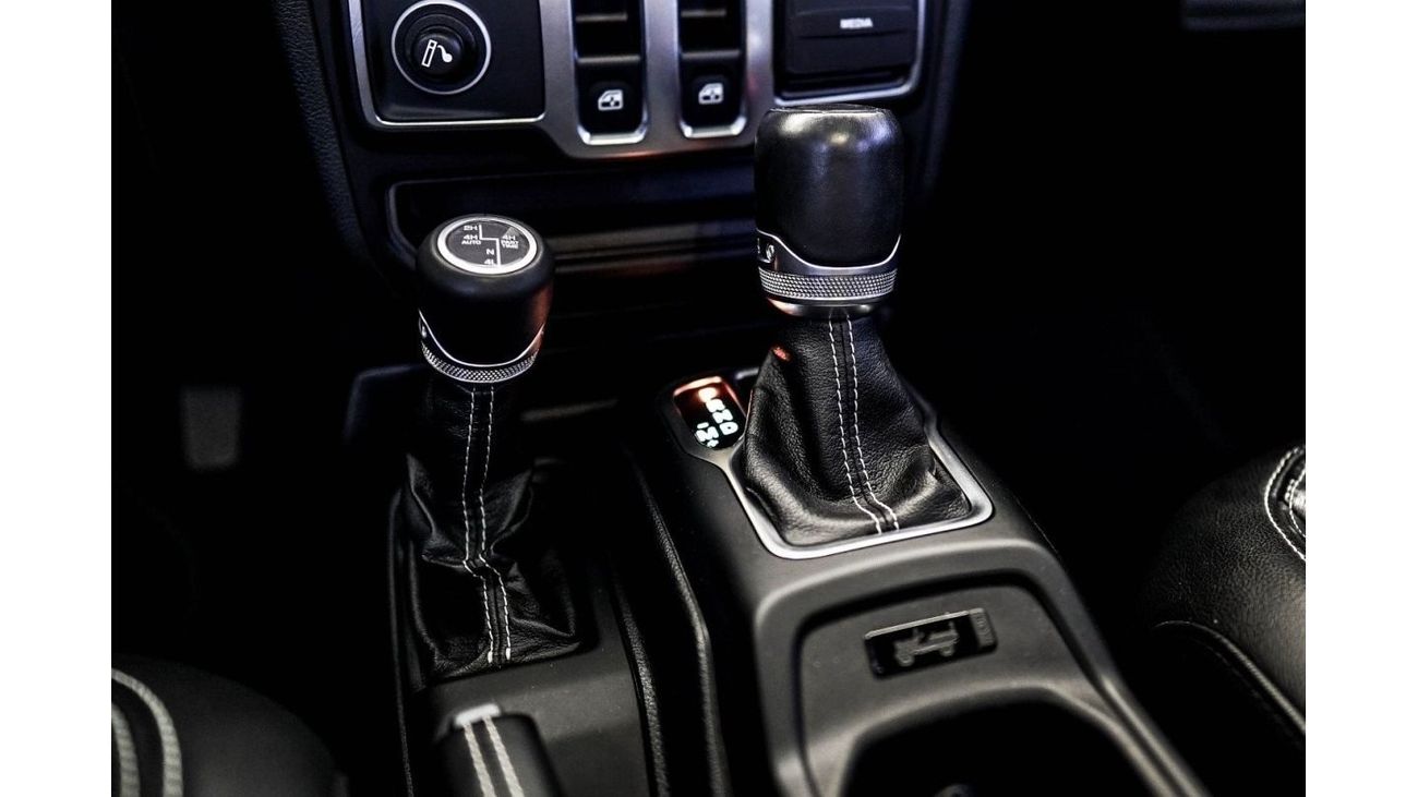 Jeep Wrangler Sahara