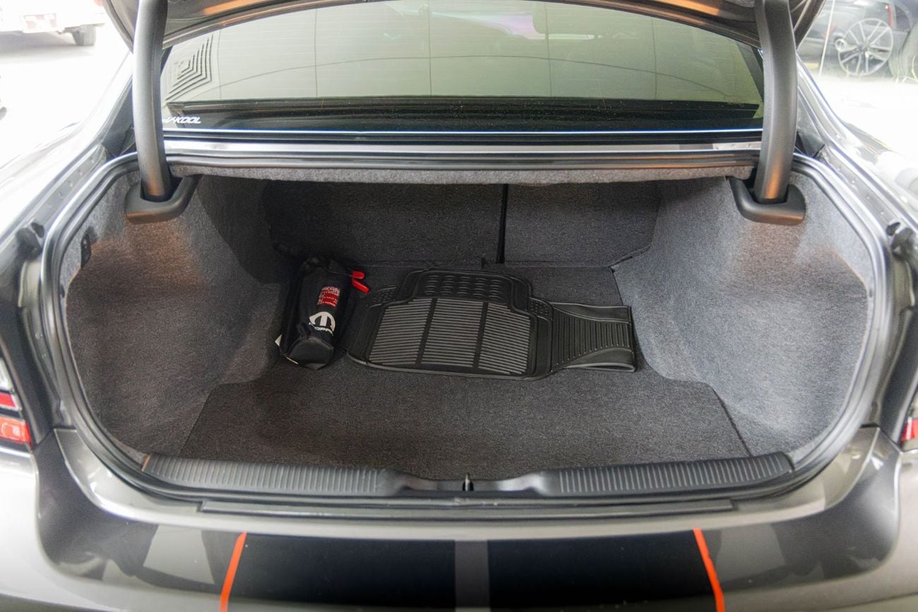 دودج تشارجر R/T 5.7L