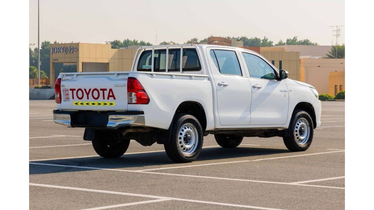 Toyota Hilux GL Double Cab 2.7L 4WD Petrol A/T / GCC Specs / Excellent Condition / Book Now