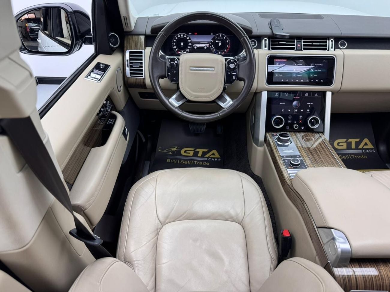 Land Rover Range Rover 2019 Range Rover Vogue HSE, 1 Year Warranty, Full Service History, Excellent Condition, GCC