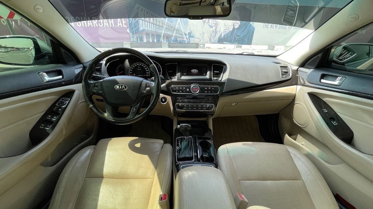 Kia Cadenza LX 3.3L Top,